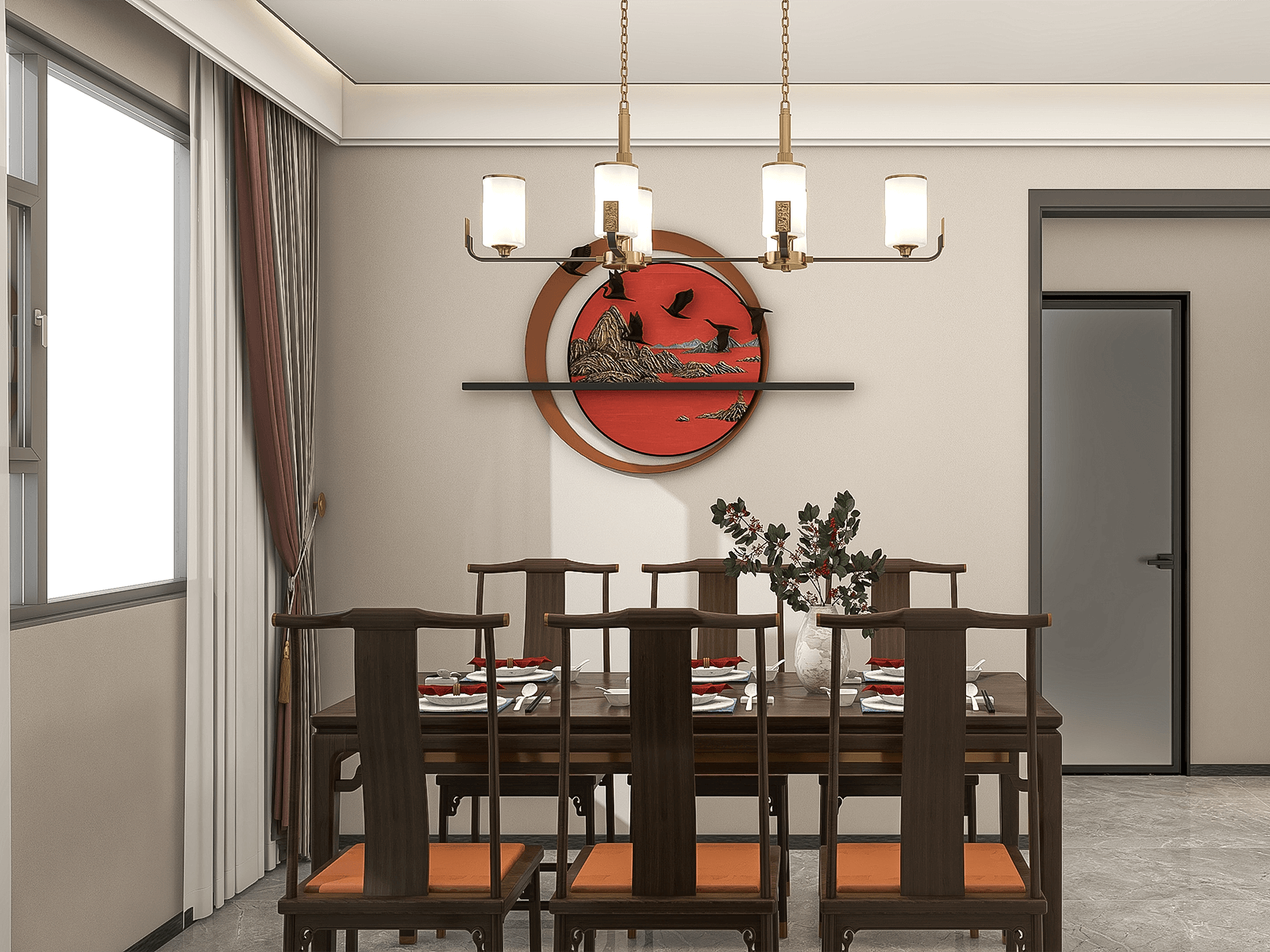 长条木桌和太师椅的搭配把新中式诠释得恰到好处。墙上的精致挂架也是客厅同款的山水鸟鸣风格。金属感的吊灯，选择中式圆柱灯，看上去和谐美观。
