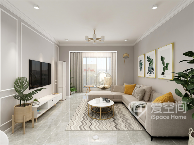 客厅以灰色为主色调，注重光与影的运用，米灰色布艺沙发中搭配黄色抱枕，营造出温馨氛围。