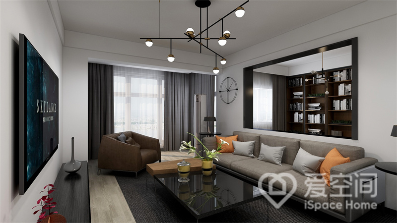 客厅空间采用美式设计风格为主，白色空间中加入冷色调家具，打造出时尚理性的客厅氛围。