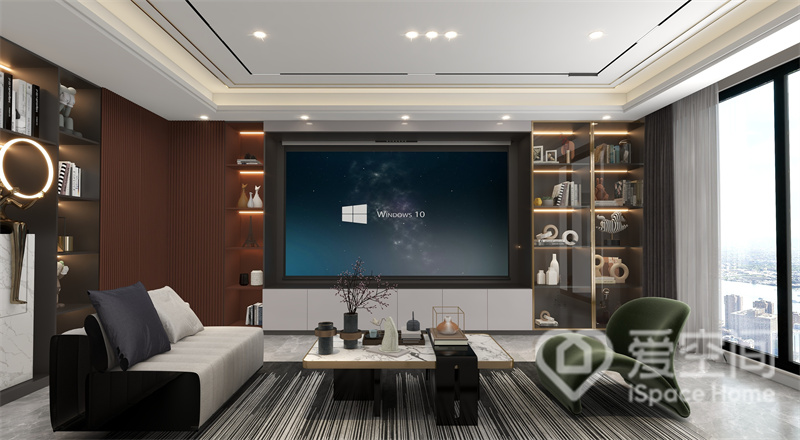 在电视墙中加入收纳设计，有效的减轻了厚重感，家具化繁为简，增加了空间的时尚格调。