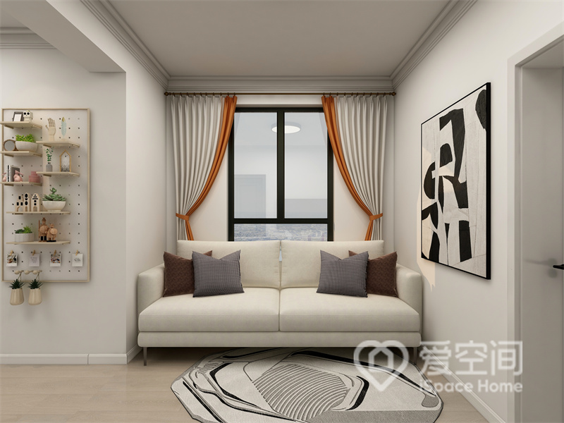 客厅以奶白色为主色调，墙面装饰及窗帘打破了简单的立面设计，赋予空间北欧文艺感，增加了客厅的温馨与活力。