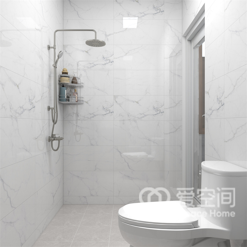 白色大理石背景与白色洁具互相渗透，令卫浴空间的静谧与平和，将现代美感展现的淋漓尽致。
