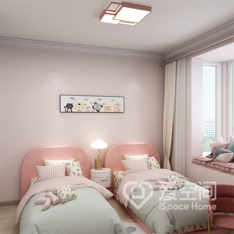 儿童房并列放置了两张儿童床，粉色与灰色搭配出简单质感，在灯光的渲染下整个空间显得十分舒适。