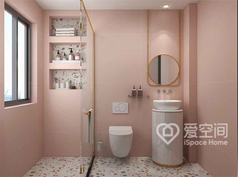 卫浴空间遵循北欧美学，以粉色为背景并做了干湿分离设计，精致的洁具强化了空间的精致格调。