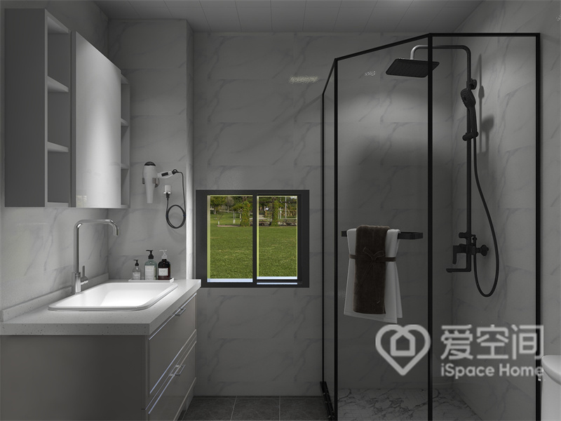 卫生间使用了干湿分离水，设计师更加注重于细节的表达，白色大理石墙面及洁具令空间变得更加简洁。