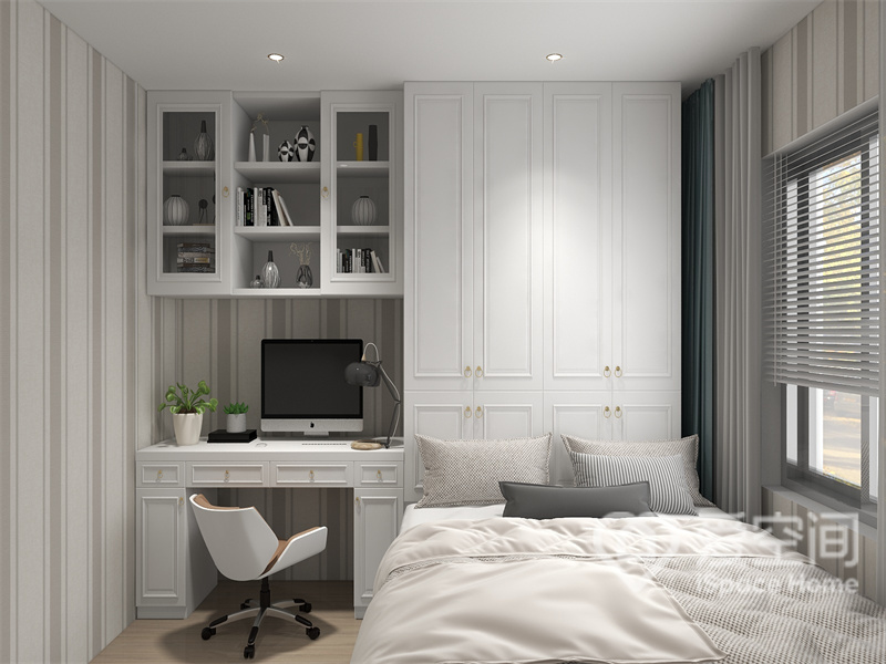 白色调打造出温暖的居住空间，家具以轻简的榻榻米一体柜为主，业主在追求生活质量的同时更注重实用性。