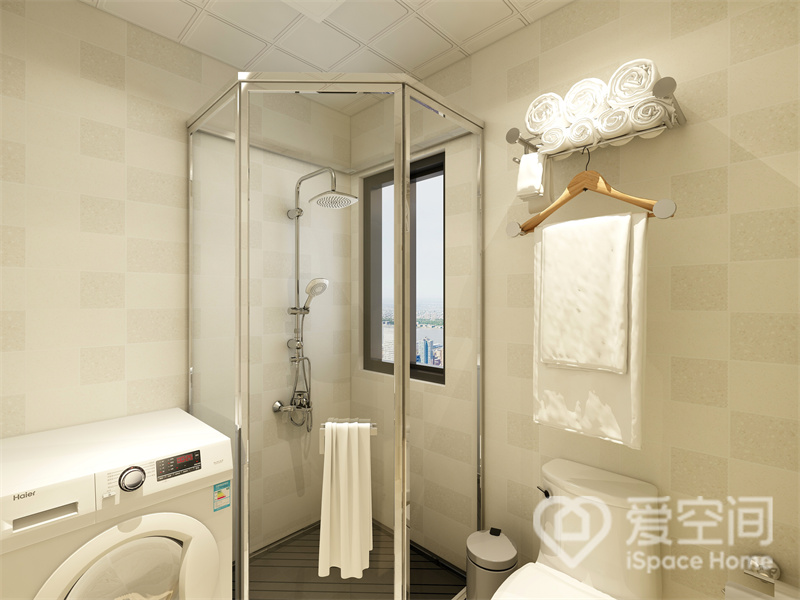 米白色调碰撞出清爽舒适的卫浴空间，干湿分离的运用让空间更加有质感，提高了居住幸福感。