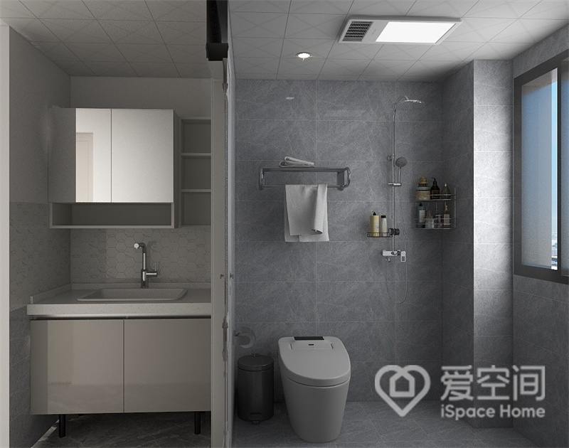 卫生间做了干湿分离，镜柜与洗手柜精巧而轻奢，淋浴房铺贴灰色砖面，雅致的气息在空间中萦绕。