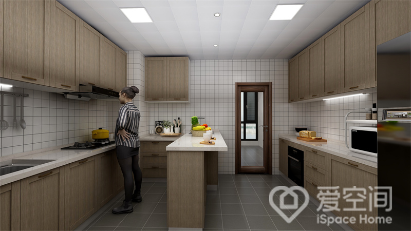 整个厨房空间以原木作为主题，加入白色操作台点缀，丰富了空间的层次感，营造出温馨的烹饪氛围。