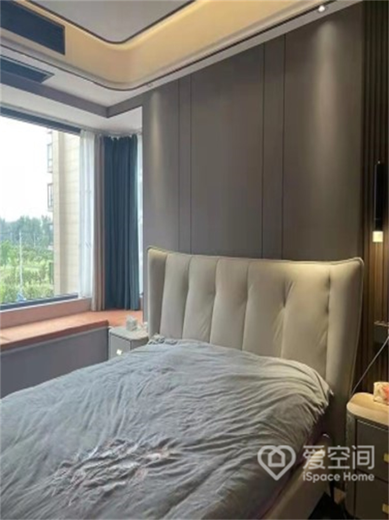 中海枫涟山庄128㎡三居室现代风装修案例