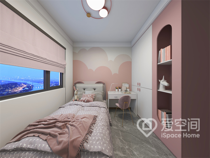 粉色的使用给予了儿童房时尚的基调，衣柜入墙式设计，不仅富有创意感，也增加了空间的通透效果。