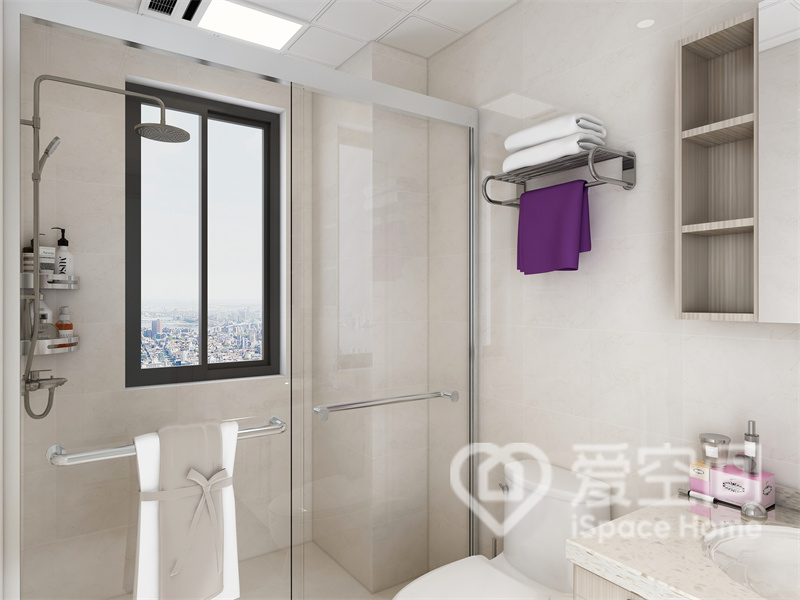 干湿分离设计打破了传统卫浴的局限性，让室内的动线更灵活，白色洁具布置在其中，视觉效果更舒适。
