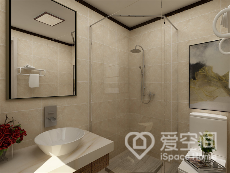 一进卫浴间就觉得分外奢华，米色调带来高压的空间气质，玻璃浴房淋浴体验很好，日常也容易清洁。