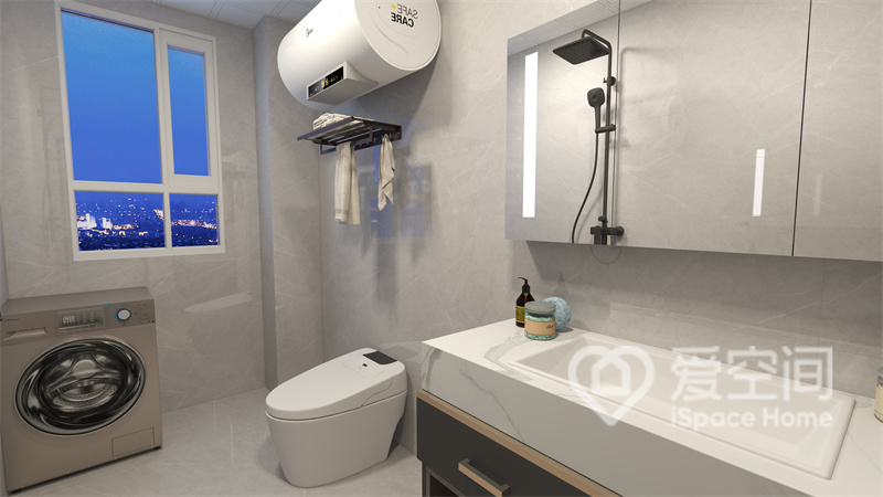 卫生间体现出精致生活的态度，白色洁具令空间的优雅度有所提升，洗衣机放置在这里日常使用更方便。