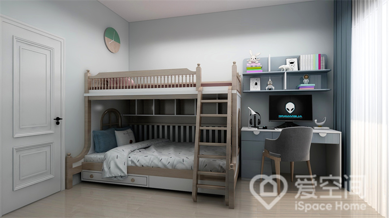 儿童房中，白色涂料与原木材质混合搭配，实现了冷与暖的双重视感，高低床释放了大量的活动空间。