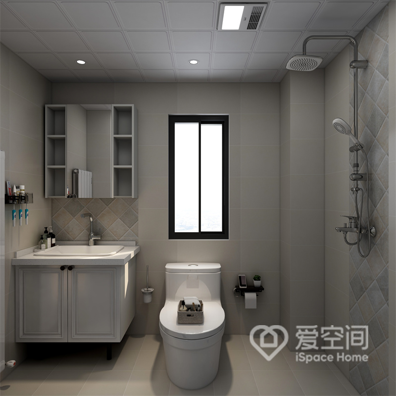 卫浴空间的面积虽然小，洁具一字型排开，动线设计十分清晰，白色洁具点缀其中，增加了视觉上的干爽感。