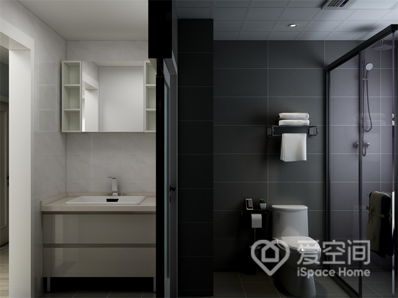 卫浴空间做了三式干湿分离，以巧妙的手法演绎出空间的层次美，也进一步提升了生活效率。