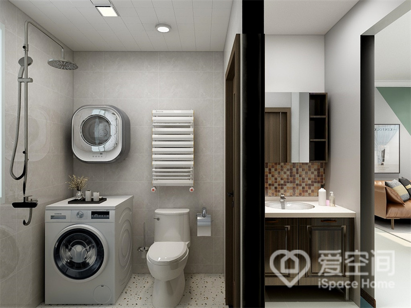 洗手台外移设计，令内部的使用空间更充沛，洗衣机放置在卫生间，缩短了动线，排水更方便。