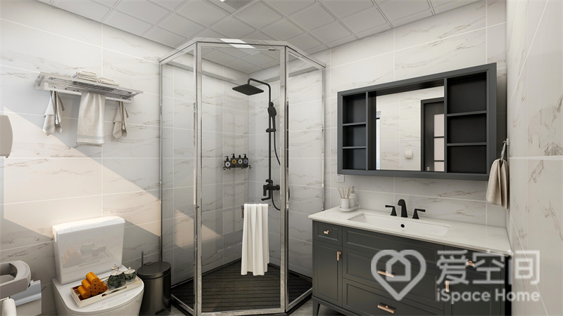 白色背景奠定了卫浴间的简约与优雅，干湿分离造型让室内的层次更加丰富，也提高了主人的生活舒适度。