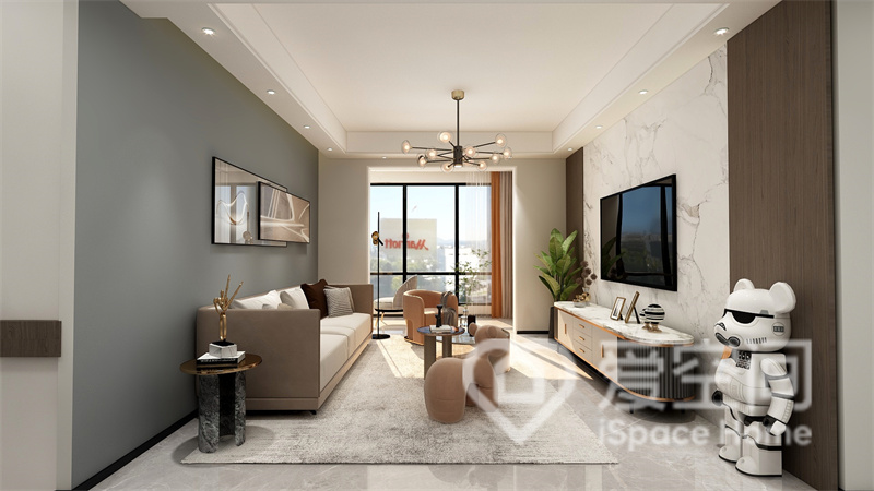 客廳展示出空間的大氣和開闊，冷色背景墻搭配奶油色家具，呈現出浪漫情調。