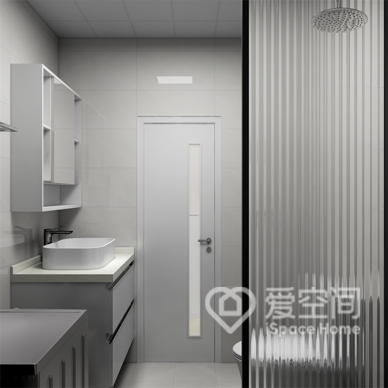 干濕分離后，整個衛浴空間變得更加具有格調，簡雅的潔具豐富了空間層次。