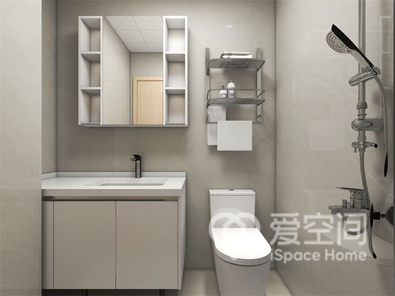 設計師采用米白色作為空間主色調，給人以安謐的視覺效果，同時營造出舒適的衛浴氛圍。