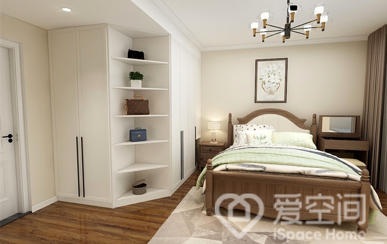 次卧选用定制衣柜，清爽的线条简洁而有力，双人床富有质感，彰显优雅。