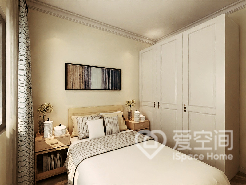 設計師根據業主需求，將書房改為臥室，白色與米色的結合令次臥充滿溫馨的氣息。