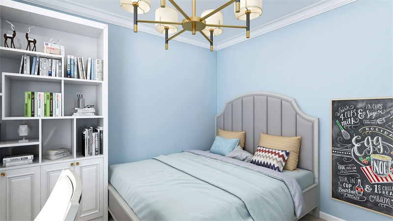 次卧动线规划流畅，蓝色空间中加入低饱和色的软装，呈现出温馨雅致的氛围感。