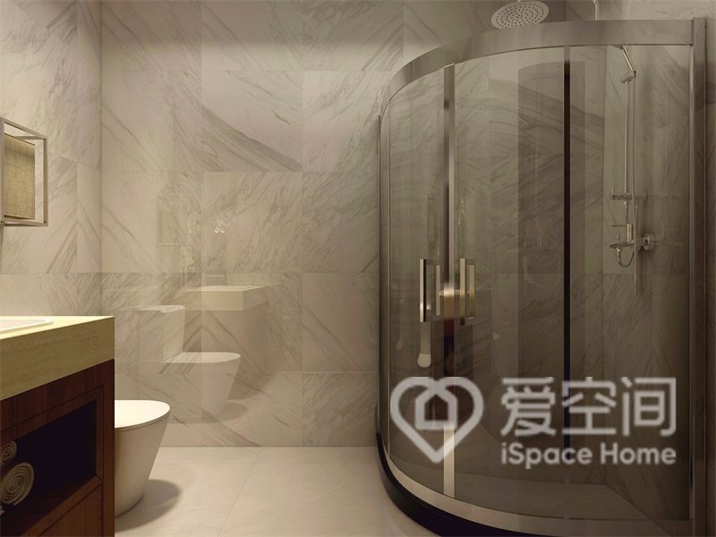 卫浴间整体铺贴大理石砖面，留存了清新感，干湿分离后空间更具层次感。