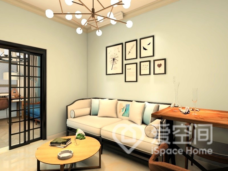 白色布艺沙发搭配原木茶几，客厅显得轻盈精致，背景墙的设计无形中彰显出主人的品味和气度。