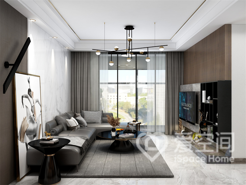 客厅的围绕简约和时尚为设计理念，灰色皮质沙发高级且耐看，软装精致细腻，打造出充满治愈感和放松感的室内氛围。