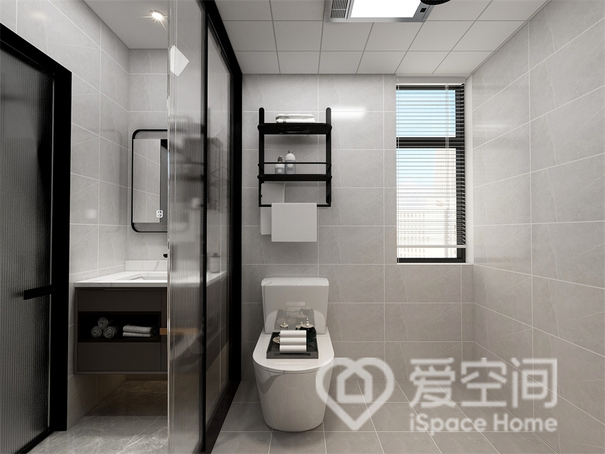 卫生间的布局给了空间最大限度的自由，为了营造层次感，设计师做了干湿分离设计，日常使用更为方便。